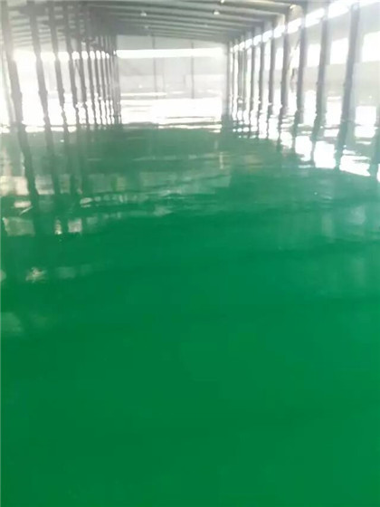 乌马河给你一份 地坪漆施工 + 维修（翻新）